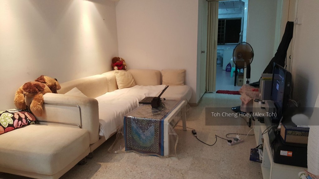 Blk 218 Tampines Street 24 (Tampines), HDB 3 Rooms #136716752